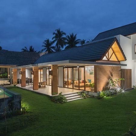 The Beach House Batukaras Экстерьер фото